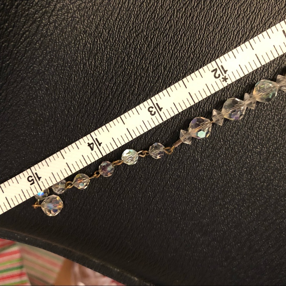 Vintage Iridescent Beaded Necklace - Picture 4 of 4